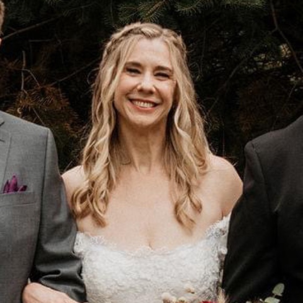 Meet your Posher, Amy